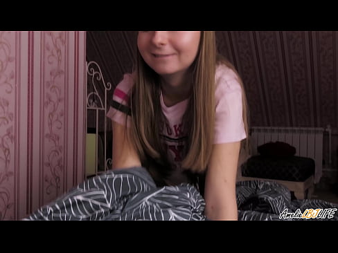 ❤️ Blondinė giliai čiulpia savo BFF ir gauna spermos į burną ☑ Porno prie mūsų lt.vbdsm.ru ☑